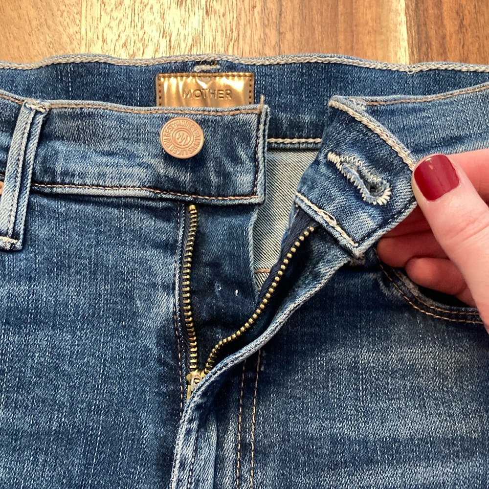 MOTHER DENIM/ The Stunner Zip Ankle Step Fray/ Walking On Coals/ Stretch Denim - Picture 3 of 16